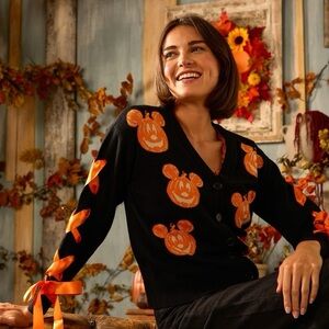 NWT Her Universe Mickey Mouse Jack-o'-Lantern Cardigan